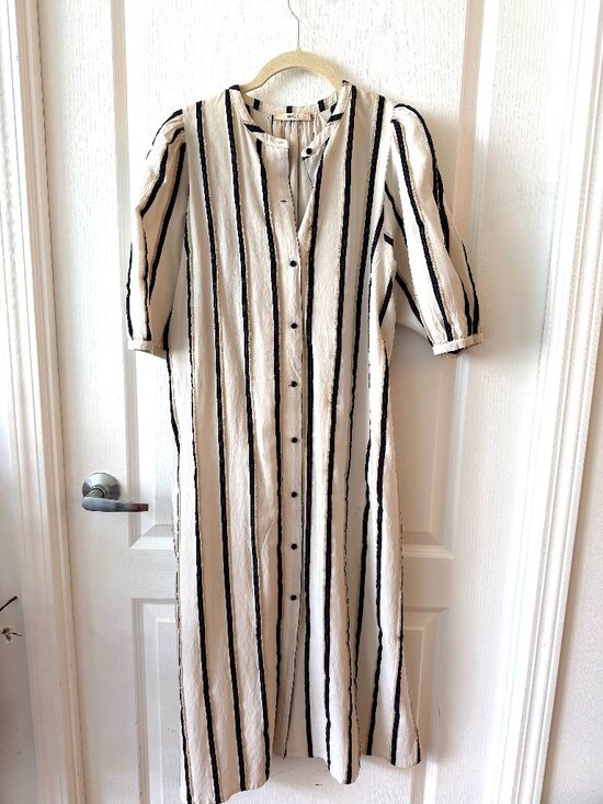Sessùn Dresses & Skirts - Sessùn "Danny Lyon" Striped Midi Shirtdress Cream Navy